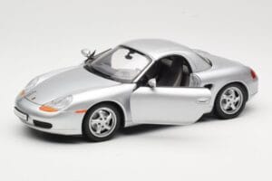 Porsche Boxster 986 Hard Top Srebrn UT Models 1:18 27854 Kovina – slika 2 od 8