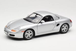 Porsche Boxster 986 Hard Top Srebrn UT Models 1:18 27854 Kovina