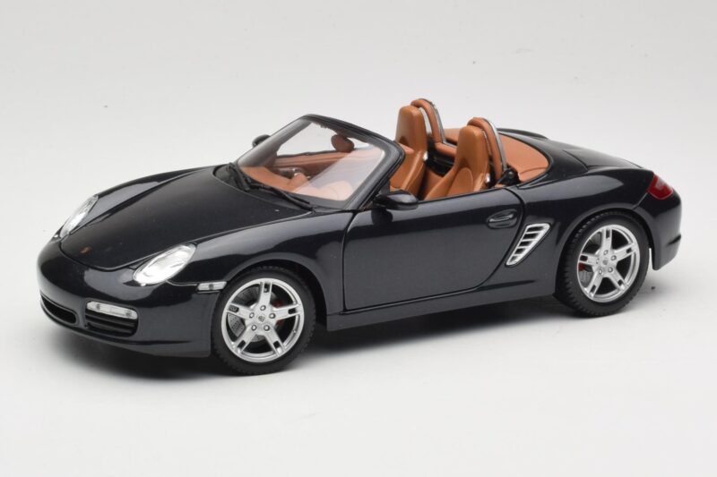 Porsche Boxster S 986 Moder Maisto 1:18 31123 Kovina