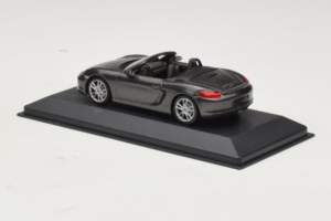 Porsche Boxster 981 S Grey Metallic Minichamps 1:43 PORSCHE005 Kovina – slika 3 od 4