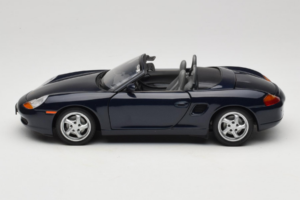 Porsche Boxster S 986 Night Blue UT Models 1:18 WAP021006 Kovina – slika 3 od 7