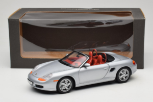 Porsche Boxster S 986 Srebrn UT Models 1:18 WAP021007 Kovina – slika 8 od 8