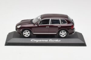 Porsche Cayenne 955 Turbo Temno Rdeč Minichamps 1:43 WAPC2000113 Kovina