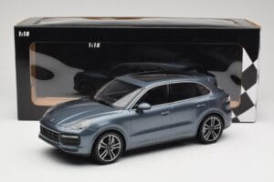 Porsche Cayenne 958 Turbo S Blue Metallic Minichamps 1:18 155066071 Kovina – slika 6 od 6