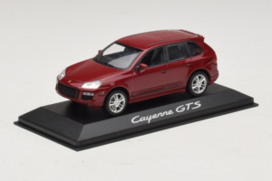 Porsche Cayenne 955 GTS Rdeč S Srebrnimi Platišči Minichamps 1:43 WAP02000818 Kovina – slika 2 od 4