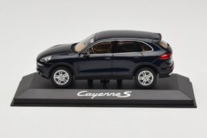 Porsche Cayenne 958 S Blue Metallic Minichamps 1:43 WAP0200060E Kovina