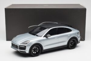 Porsche Cayenne E3 S Coupe Dolo Srebrn Norev 1:18 WAP0213220K Kovina – slika 6 od 6