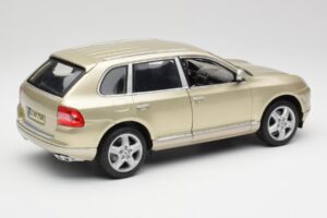 Porsche Cayenne Turbo 955 Bež Maisto 1:18 WAP02100113 Kovina – slika 3 od 8