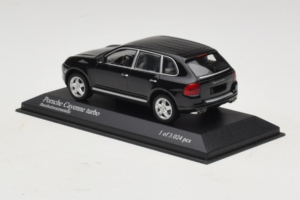 Porsche Cayenne 955 Turbo Black Metallic Minichamps 1:43 400061080 Kovina – slika 3 od 5