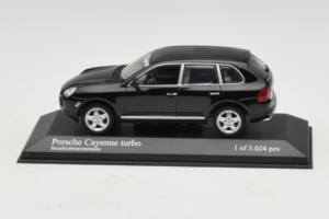 Porsche Cayenne 955 Turbo Black Metallic Minichamps 1:43 400061080 Kovina