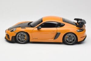 Porsche Cayman GT4 RS 982 Weissach Package Bahama Yellow Norev 1:18 187252 Kovina – slika 4 od 8
