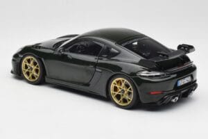 Porsche Cayman GT4 RS 982 Weissach Package Brewster Green Norev 1:18 187250 Kovina – slika 7 od 8