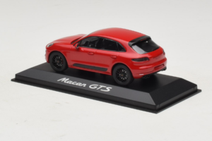 Porsche Macan 95B GTS Rdeč Minichamps 1:43 WAP0206030G Kovina – slika 3 od 5