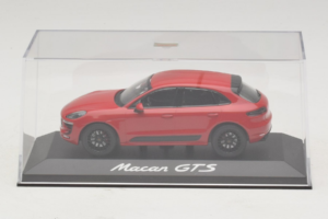 Porsche Macan 95B GTS Rdeč Minichamps 1:43 WAP0206030G Kovina – slika 4 od 5