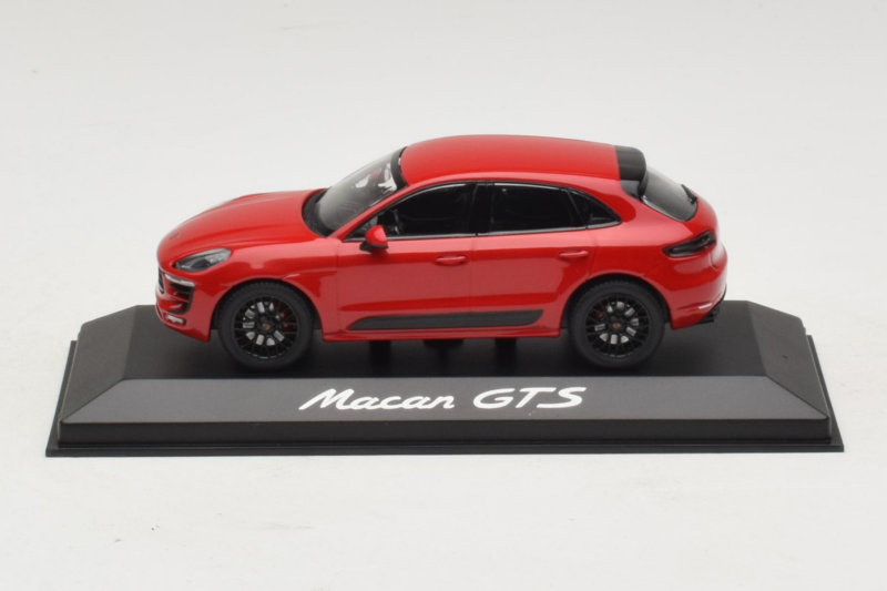 Porsche Macan 95B GTS Rdeč Minichamps 1:43 WAP0206030G Kovina