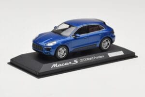 Porsche Macan 95B S Modra World Premiere Minichamps 1:43 WAP0201550E Kovina – slika 2 od 4