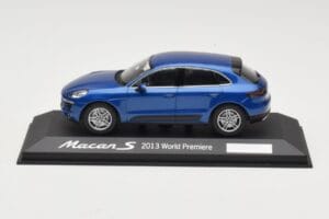 Porsche Macan 95B S Modra World Premiere Minichamps 1:43 WAP0201550E Kovina