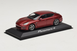 Porsche Panamera 970 4 Red Metallic Minichamps 1:43 WAP0201250E Kovina – slika 2 od 5