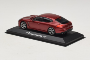 Porsche Panamera 970 4 Red Metallic Minichamps 1:43 WAP0201250E Kovina – slika 3 od 5
