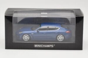 Porsche Panamera 970 4S Blue Metallic Minichamps 1:43 WAP0200419 Kovina – slika 3 od 3