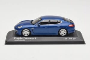 Porsche Panamera 970 4S Blue Metallic Minichamps 1:43 WAP0200419 Kovina