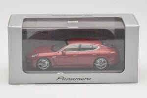 Porsche Panamera 970 Red Metallic Minichamps 1:43 WAP0200119 Kovina – slika 4 od 4