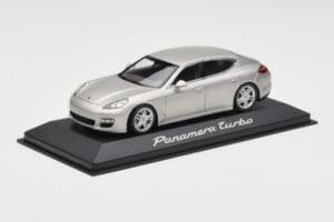 Porsche Panamera 970 Turbo Bež Minichamps 1:43 WAP0200519 Kovina – slika 2 od 4