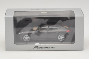 Porsche Panamera 970 Black Metallic Minichamps 1:43 WAP0203900E Kovina – slika 5 od 5