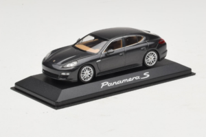 Porsche Panamera 970 S Grey Metallic Minichamps 1:43 WAP02000219 Kovina – slika 2 od 4