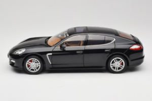 Porsche Panamera 970 Turbo Basalt Black Norev 1:18 WAP02100319 Kovina – slika 4 od 8