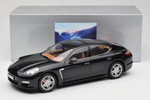 Porsche Panamera 970 Turbo Basalt Black Norev 1:18 WAP02100319 Kovina – slika 8 od 8
