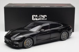 Porsche Panamera 971 Turbo S Črn Metallic Minichamps 1:18 113061076 Kovina – slika 8 od 8