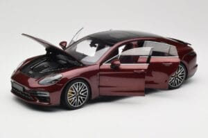 Porsche Panamera 971 Turbo S Rdeč Metallic Minichamps 1:18 113061077 Kovina – slika 2 od 8