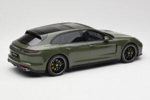 Porsche Panamera Turbo S 971 Sport Turismo Zelen GT Spirit 1:18 GT447 Smola – slika 2 od 6