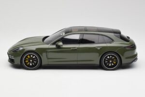 Porsche Panamera Turbo S 971 Sport Turismo Zelen GT Spirit 1:18 GT447 Smola – slika 3 od 6