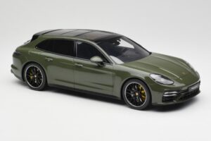 Porsche Panamera Turbo S 971 Sport Turismo Zelen GT Spirit 1:18 GT447 Smola – slika 4 od 6