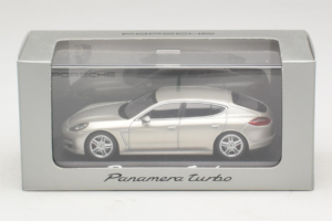 Porsche Panamera 970 Turbo Srebrna Minichamps 1:43 WAP02000519 Kovina – slika 5 od 5