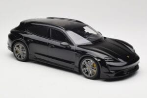 Porsche Taycan J1 Turbo S Cross Turismo Črn Minichamps 1:18 155069300 Kovina – slika 4 od 6