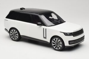 Land Rover Range Rover L460 P530 Autobiography Fuji White GT Spirit 1:18 GT533 Smola – slika 4 od 6