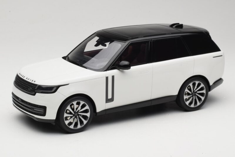 Land Rover Range Rover L460 P530 Autobiography Fuji White GT Spirit 1:18 GT533 Smola