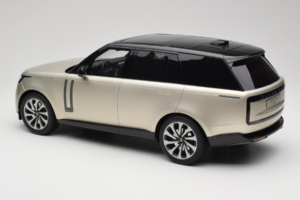 Range Rover L460 P530 Autobiography Sunset Gold GT Spirit 1:12 GT542 Smola – slika 5 od 6