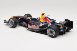 Red Bull RB1 Cosworth #14 D. Coulthard Red Bull Racing Showcar 2005 Minichamps 1:18 100050084 Kovina – slika 5 od 7