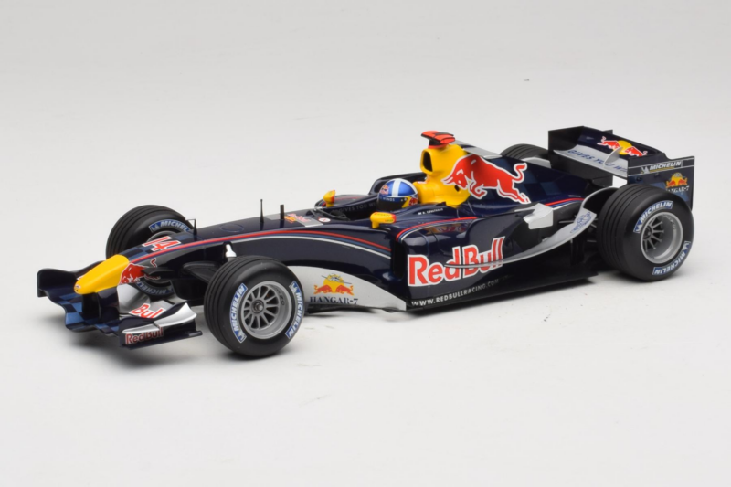 Red Bull RB1 Cosworth #14 D. Coulthard Red Bull Racing Showcar 2005 Minichamps 1:18 100050084 Kovina