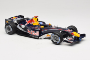 Red Bull RB1 Cosworth #14 D. Coulthard Red Bull Racing Showcar 2005 Minichamps 1:18 100050084 Kovina – slika 4 od 7