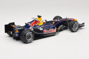 Red Bull RB1 Cosworth #15 C. Klien Red Bull Racing Showcar 2005 Minichamps 1:18 100050085 Kovina – slika 2 od 7