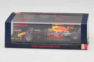 Red Bull RB13 Tag Heuer #33 M. Verstappen Belgian Grand Prix 2017 Spark 1:43 AM33SP8 Smola – slika 4 od 4