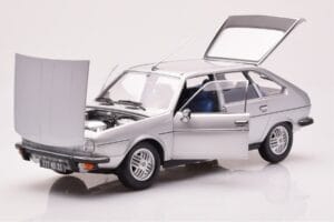 Renault 30 TX Srebrn Norev 1:18 185272 Kovina – slika 2 od 8