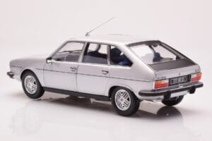 Renault 30 TX Srebrn Norev 1:18 185272 Kovina – slika 7 od 8