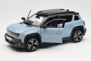 Renault 4 E-Tech Electric Cloud Blue Norev 1:18 185521 Kovina – slika 2 od 8