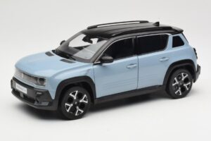 Renault 4 E-Tech Electric Cloud Blue Norev 1:18 185521 Kovina
